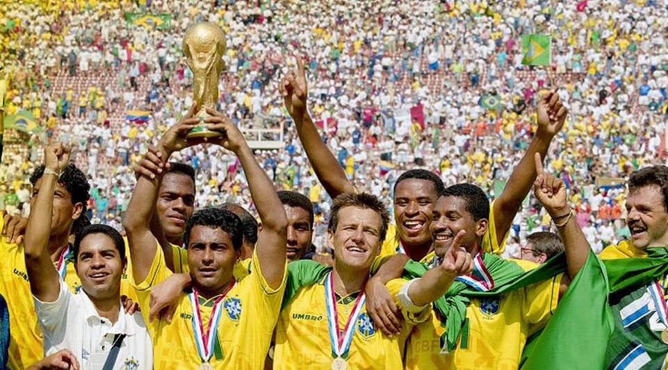 卡卡:蒂特执教出色 巴西有望夺得世界杯