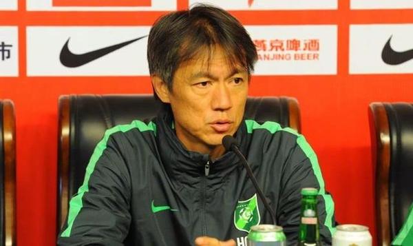 两人下课三人战绩不佳 韩国教练在中国不灵了