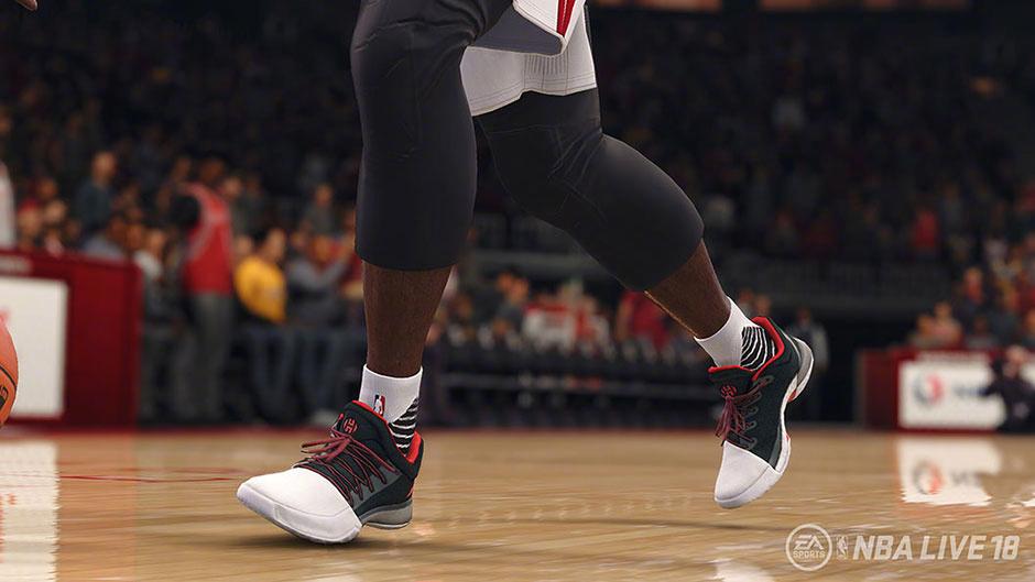 NBA LIVE 18游戏发布截图,球鞋逼真至极!_篮球