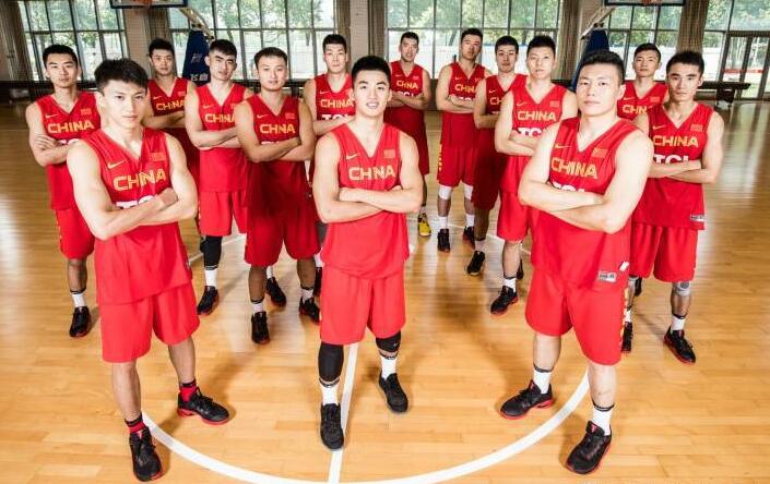 中国男篮蓝队公布出战金砖赛12人名单_篮球_东方体育新闻