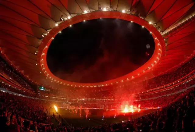 明年欧冠决赛在 王家马德里大球场 举行 欧洲国