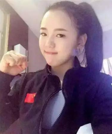 中国拳坛林妹妹格斗夺冠创历史 被誉为中国最