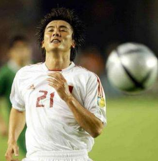 中国足球第一人!国安总经理李明获金足传奇奖