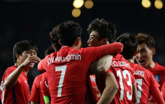 同样对手国足0-6韩国3-2,日本连战巴西比利时