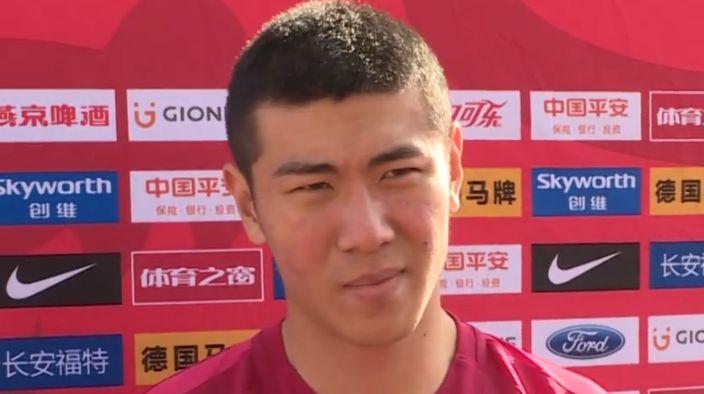 国足小将刘奕鸣:里皮东亚杯的目标是全胜夺冠