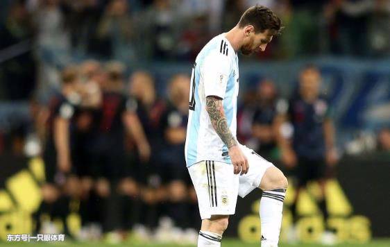 阿根廷最大问题暴露,5-0-5奇阵坑死梅西,无中场