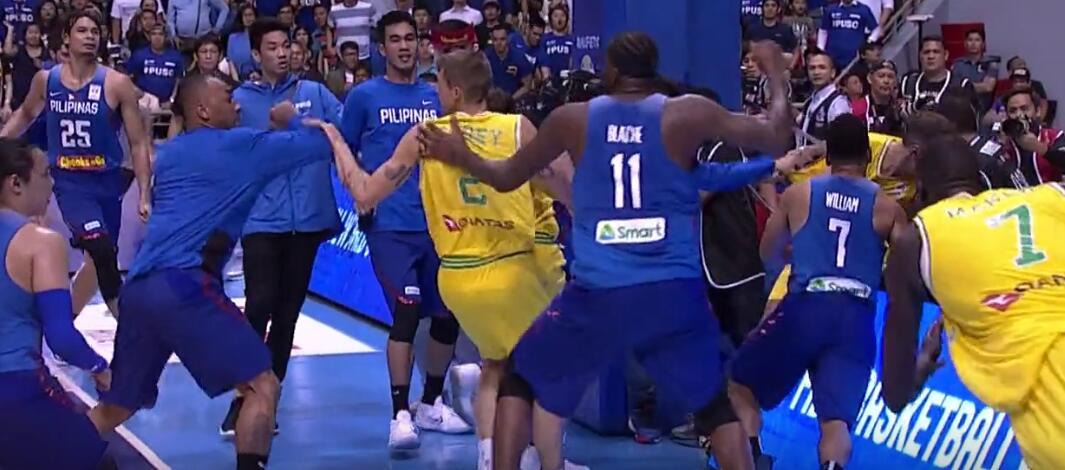 堪比奥本山宫殿！菲律宾与澳大利亚男篮爆发大规模群殴