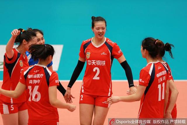 中国女排世青赛夺冠,队伍却是靠抓壮丁组成的