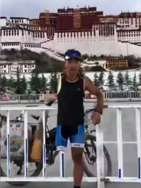 一辆自行车一副假肢 残疾人运动员20天骑行川