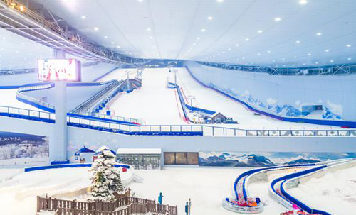 哈尔滨万达乐园滑雪训练基地正式挂牌 全民娱