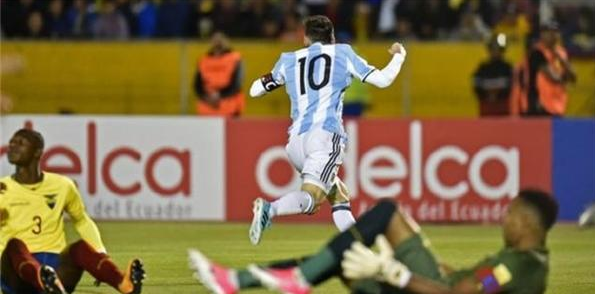 世预赛阿根廷3-1厄瓜多尔直接晋级世界杯 梅西