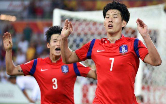 创历史!时隔21年国足FIFA排名将反超韩国 升至
