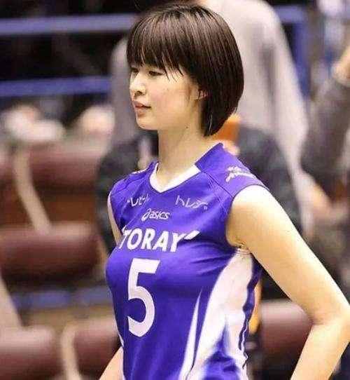 中日韩女排三巨头 只有她还在继续排球梦想_排