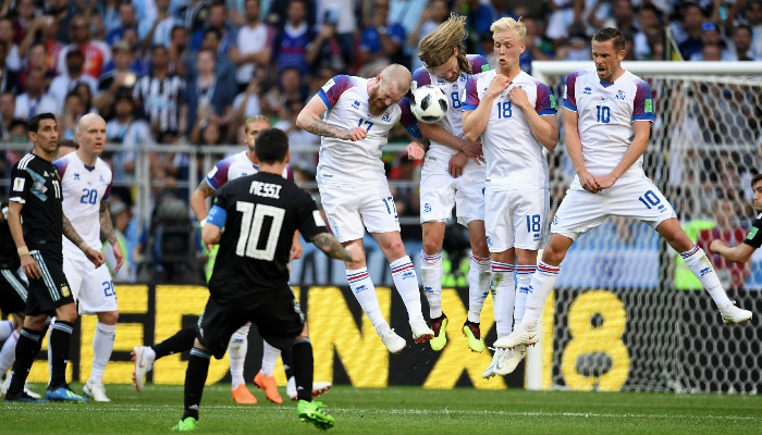世界杯冰岛阿根廷被质疑双双打假球,阿根廷定