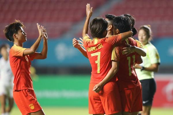 亚运女足-古雅沙造4球中国队7:0中国香港取得